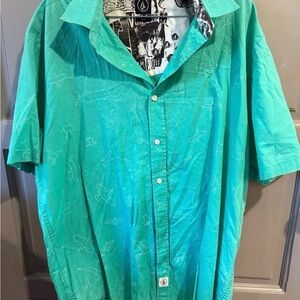 Volcom Button Down Collared Shirt sz XL
